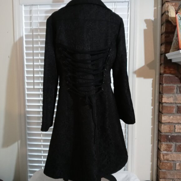 Hearts & Roses London Gothic Long Coat – Size 16 – Early 2000s - Picture 3 of 10